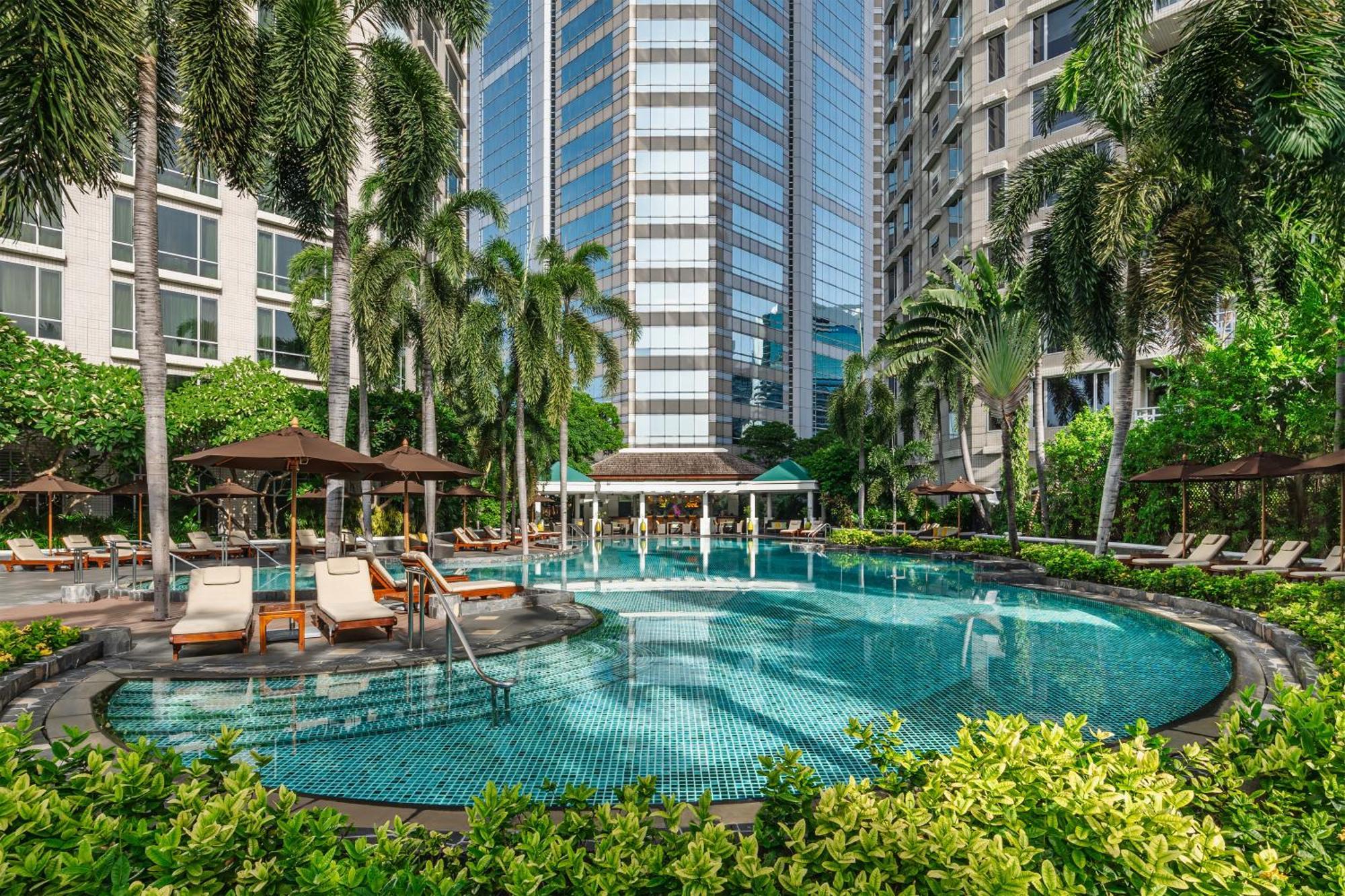 Conrad 5*