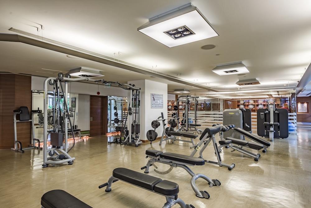 Conrad Residences 酒店 5*