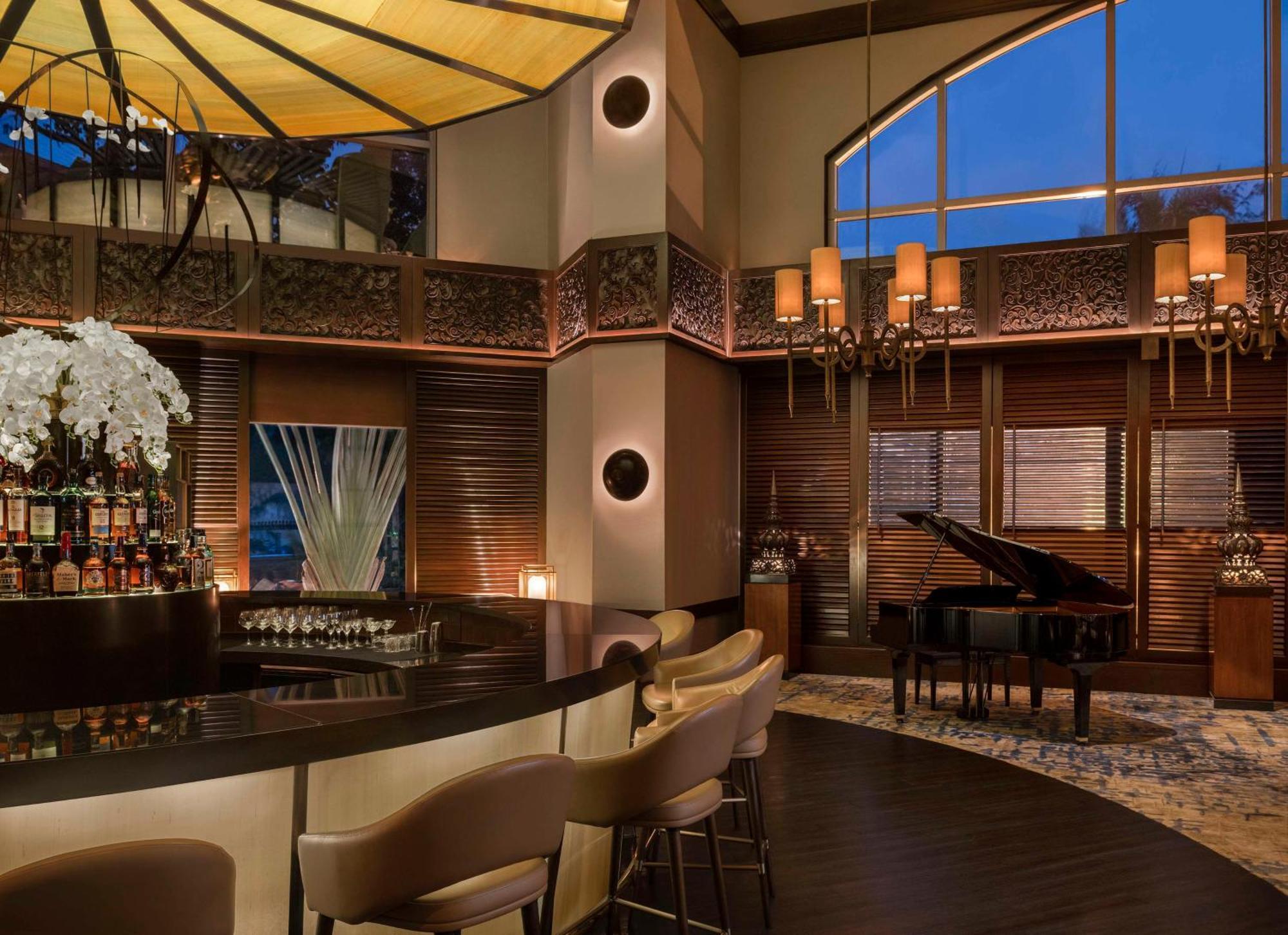Conrad Residences 酒店 5*